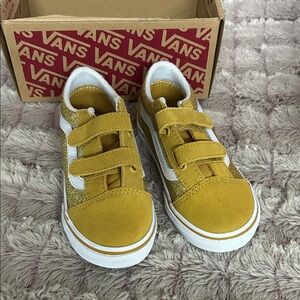 Vans Off The Wall Girl Suede Sneakers With A Pop Of Gold
Glitter